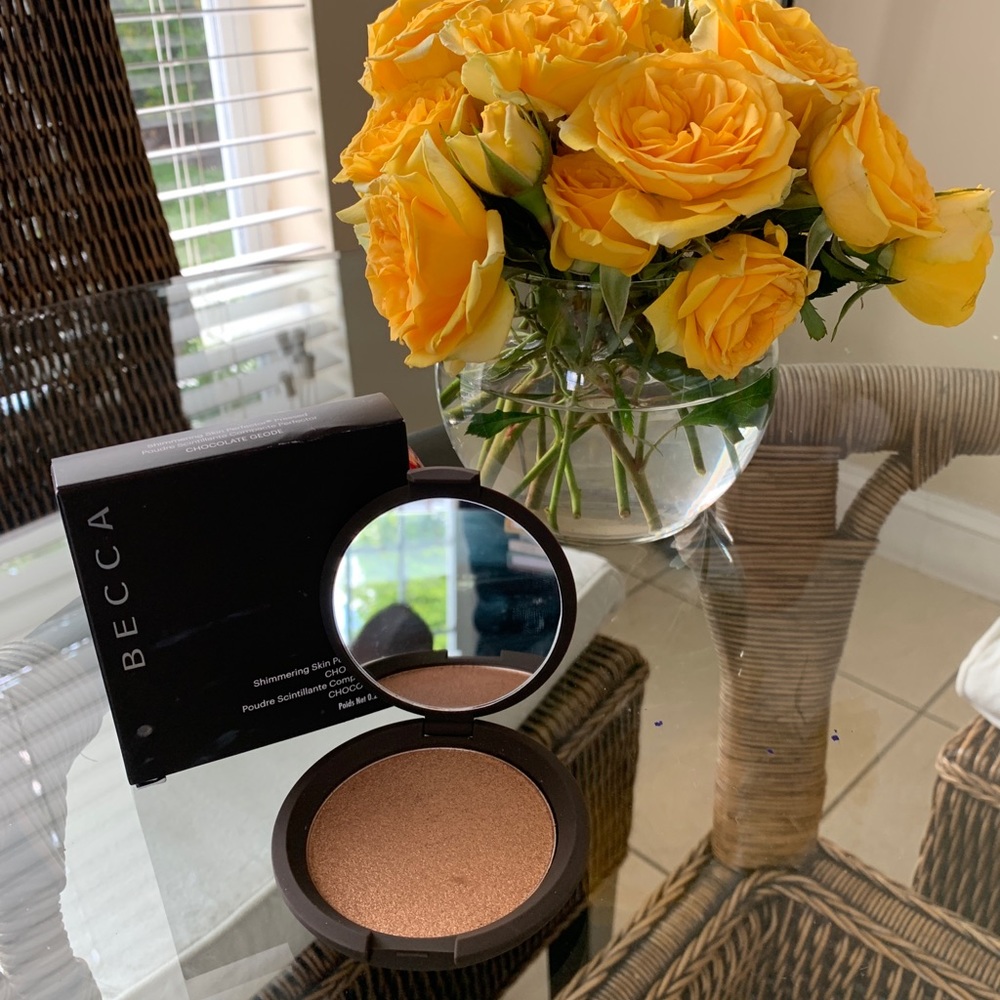 Becca Shimmering Skin Perfector